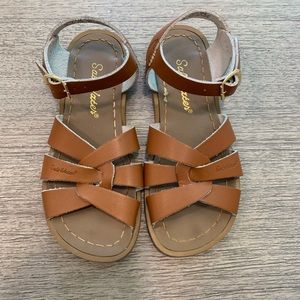 Saltwater Sandals Girls Size 12